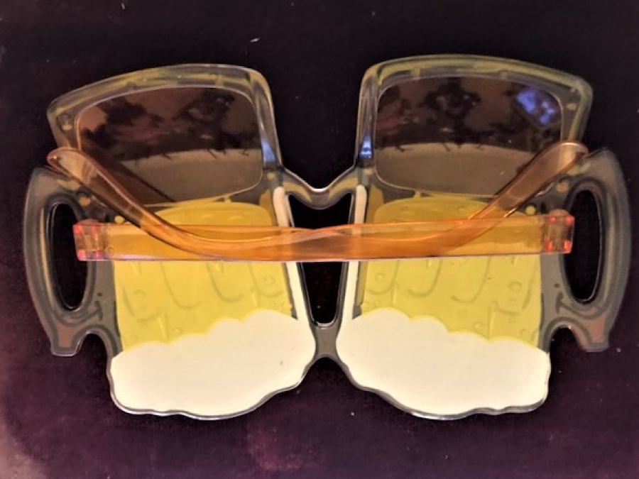 BİRA BARDAGI ŞEKLİNDE MİKA GÖZLÜK