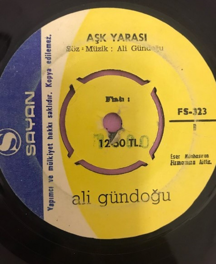 ALİ GÜNDOGDU AŞKINA MUHTACIM GEL-AŞK YARASI 45 LİK YERLİ PLAK