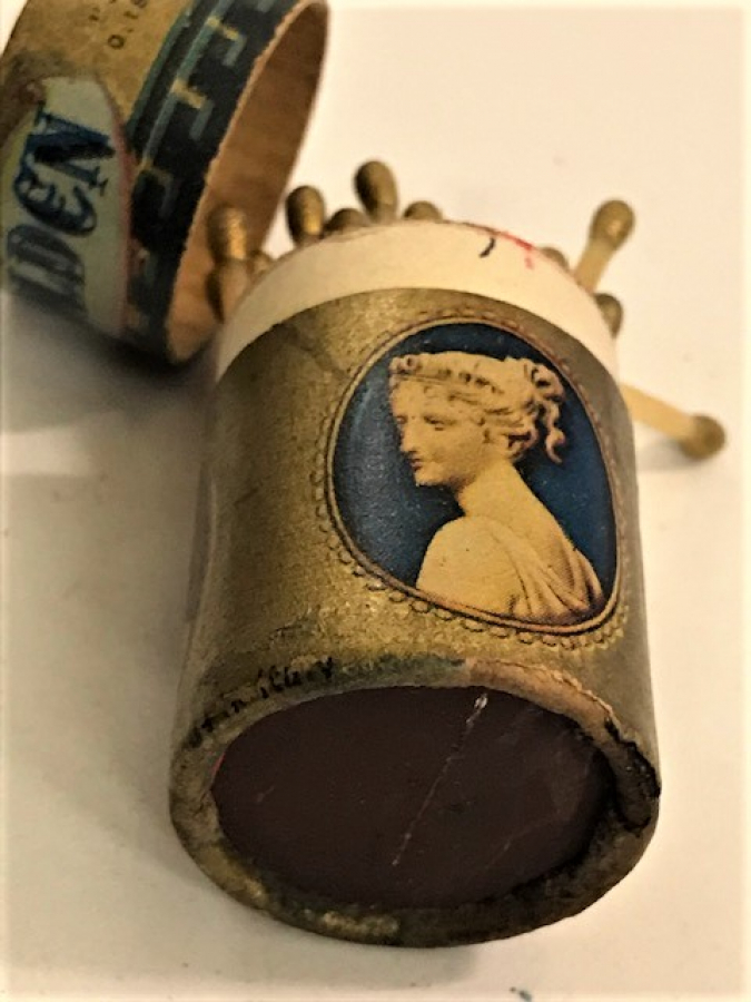 CAMEOS GOLDEN KARTON KİBRİT KUTUSU ALTIN UCLU 