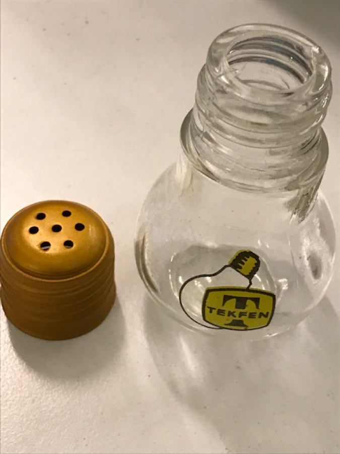 AMPUL SEKLİNDE TEKFEN LAMBA FİRMASI REKLAMLI TUZ BİBER TUZLUK