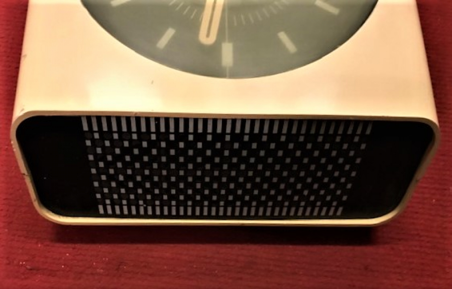 EUROPHON H10 RADIO İTALYAN MALI 1968 YIL ÜRETİMİ RADYO SAAT KIREM RENK PİLLİ DUVAR İÇİN TASARLANMIŞ