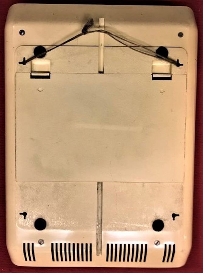 EUROPHON H10 RADIO İTALYAN MALI 1968 YIL ÜRETİMİ RADYO SAAT KIREM RENK PİLLİ DUVAR İÇİN TASARLANMIŞ