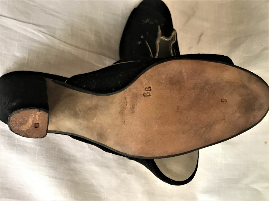 KARDEŞLER KUNDURA FATİH 36 NUMARA SİYAH TOPUKLU BAYAN TERLİK