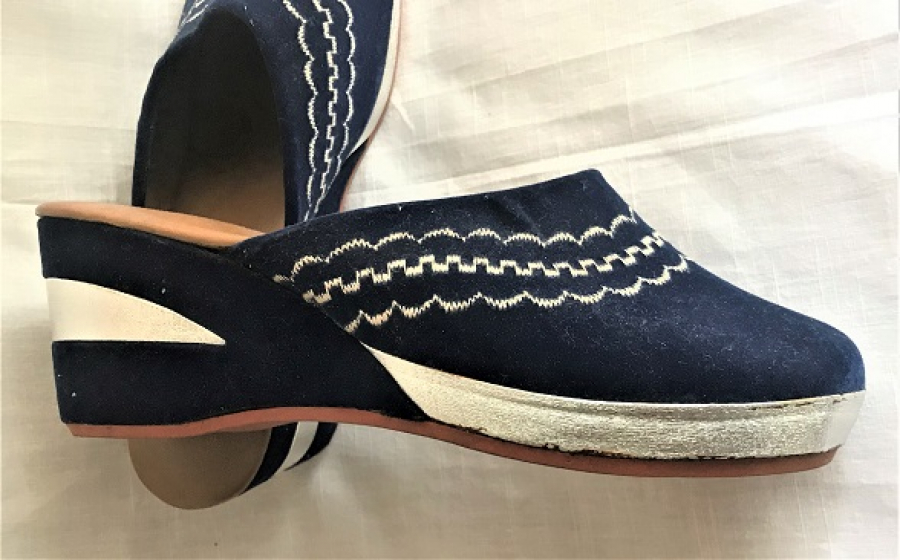 GELİN TERLİGİ LACİVERT KADİFE ÜZERİ İŞLEMELİ 36 NUMARA MANTAR TABANLI YUKSEK TOPUK TERLİK