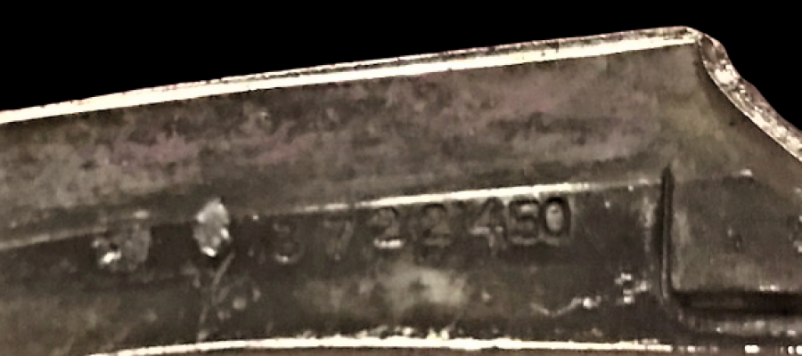 CHEVROLET 56 BELAİR ARKA BAGAJ KAPAGI KAPUT ARMASI CERCEVESİ ORJİNAL SERİ NOLU