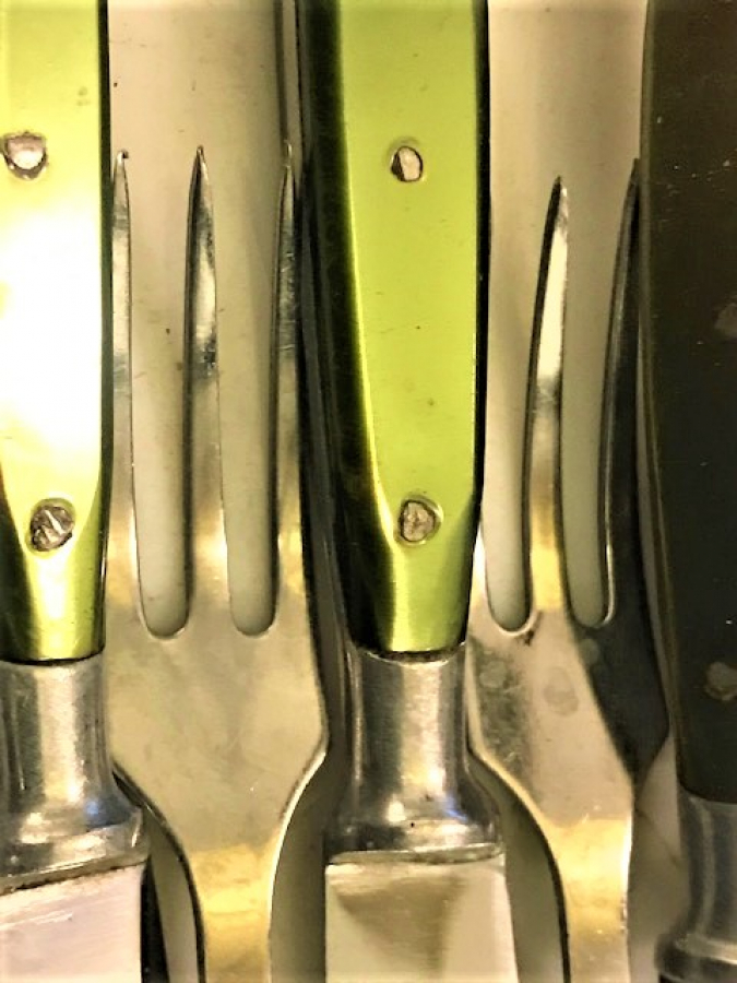 KAHVALTI CATAL BICAK TAKIMI 12 PARCA MİKA KUTUSUNDA 1960 KULLANILMAMIŞ