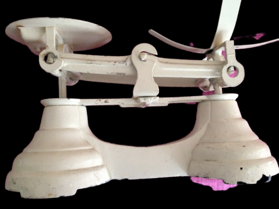 PTT  PİRİNC KEFELİ METAL POSTA TERAZİ 