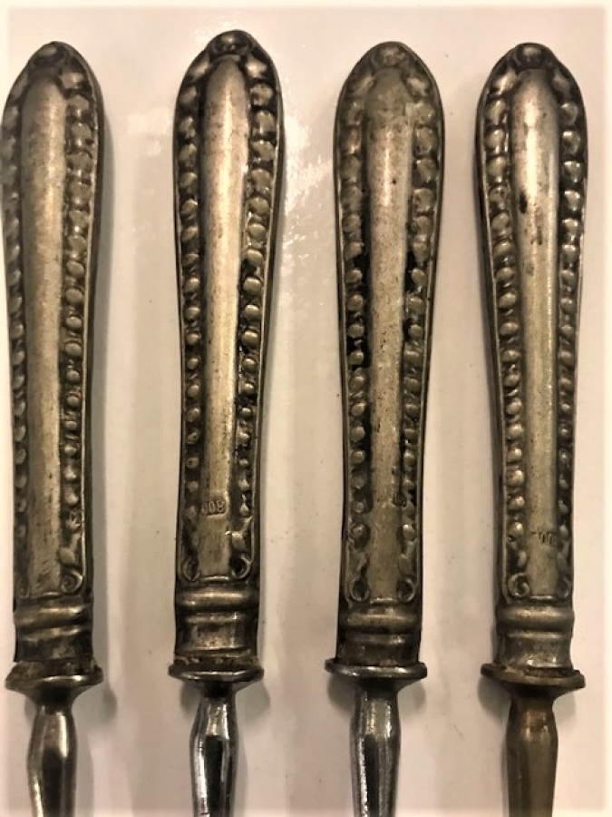 900 AYAR GÜMÜŞ 4 ADET KAHVALTI ÇATAL 