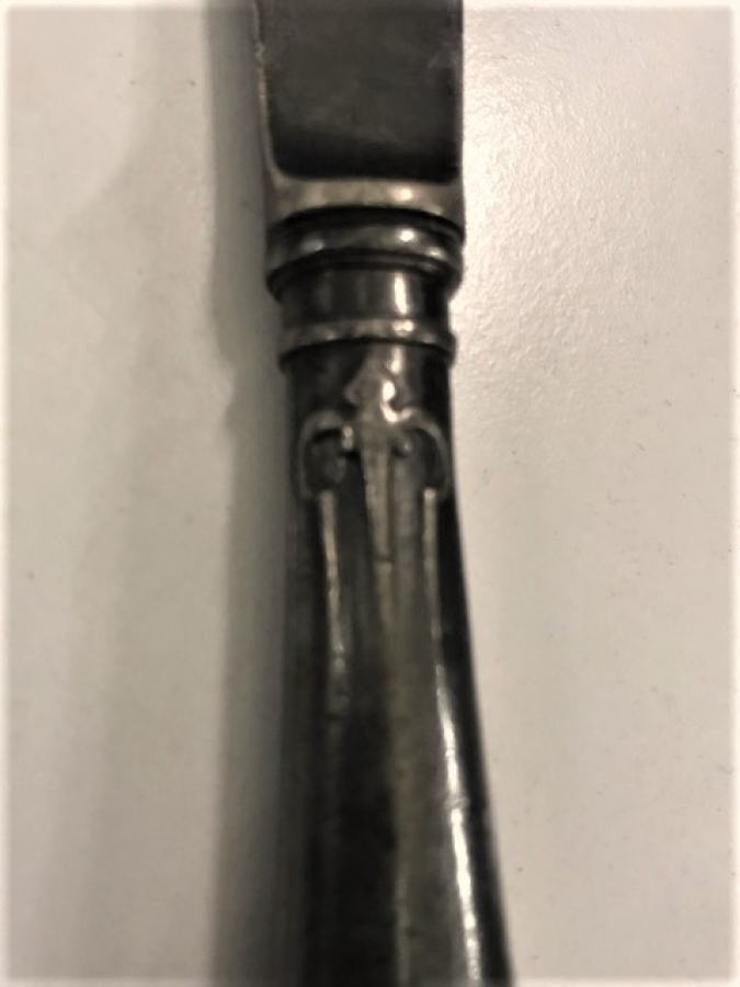 GÜMÜŞ ÜZERİ İŞLEMELİ BALIK BICAGI