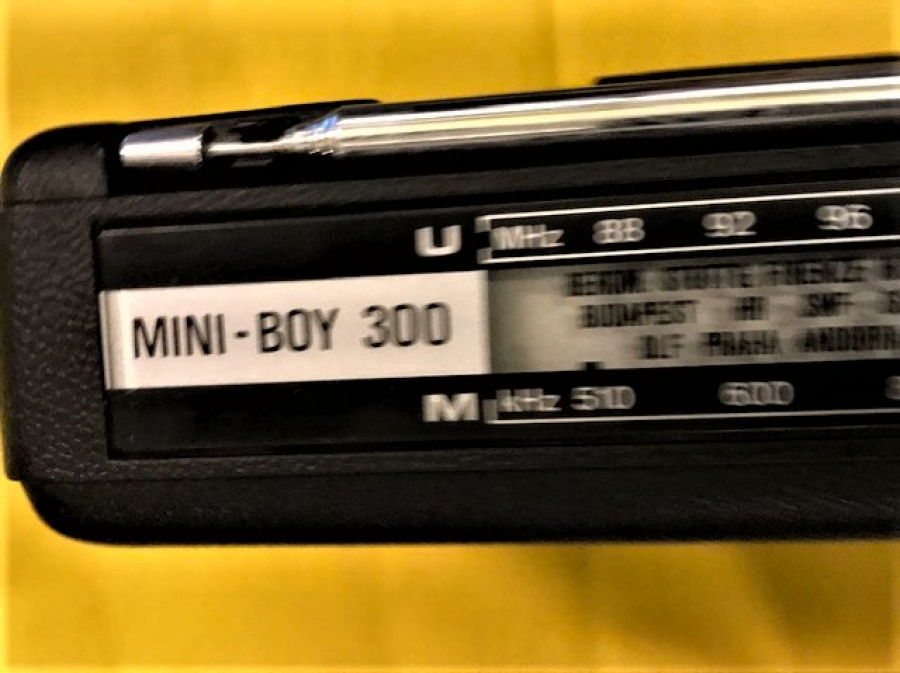 GRUNDIG RADIO MINI BOY 300 ALMAN 1972 PİLLİ 