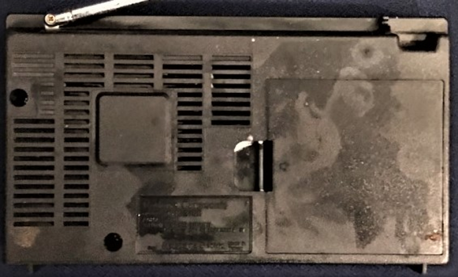 NATIONAL PANASONIC 2 BANT RADIO R-218 JAPAN 1980 