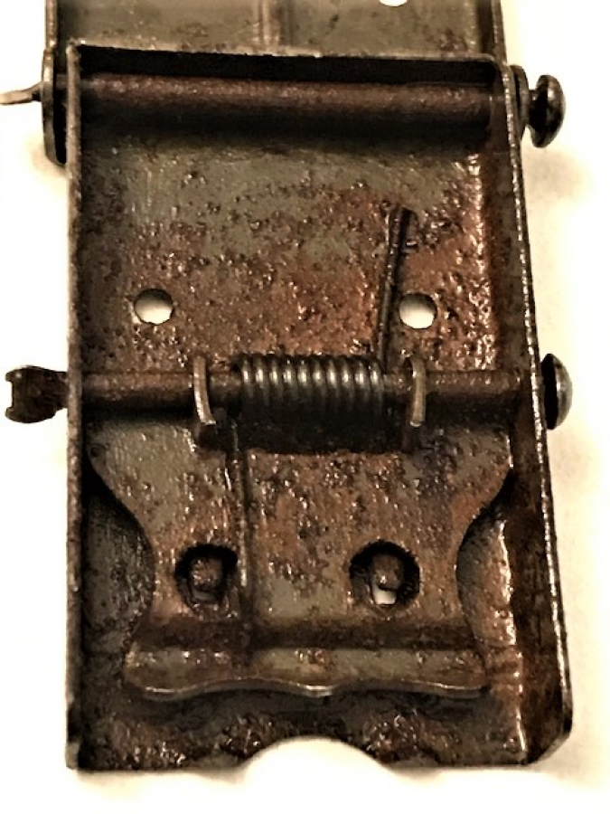 UFAK BOY MEKANİK YAYLI METAL KAPAN 