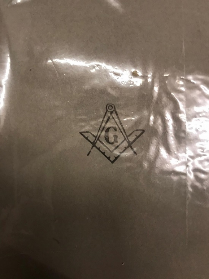 MASONLUGUN TEMEL PRENSİPLERİ  HÜR VE KABUL EDİLMİŞ MASONLAR