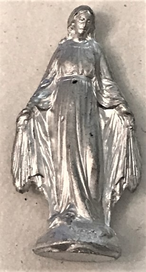 UFAK BOYDA 25 MM KİLİSELERİN YARDIM AMACLI SATTIKLARI MERYEM ANA 1830