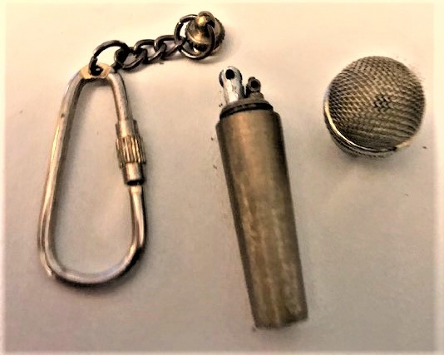 MİKROFON ŞEKLİNDE CAKMAK ANAHTARLIK