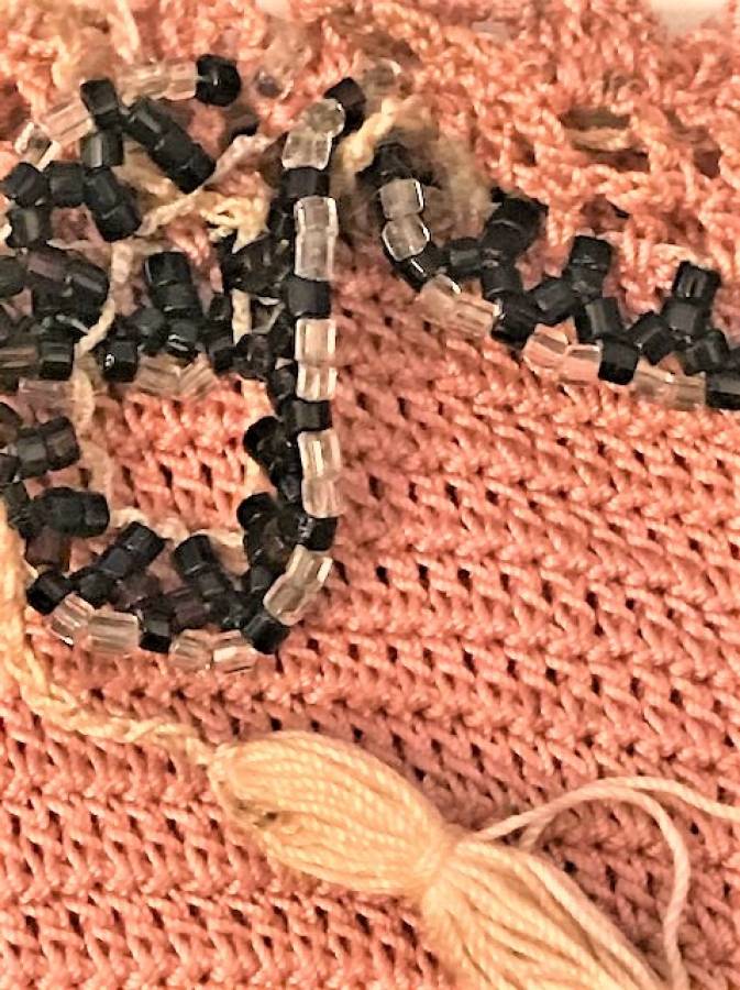 OSMANLI KESE EL İŞLELİ EL YAPIM BONCUK İŞLEMELİ PARA KESESİ  BOYU 10 CM ENİ 8 CM 