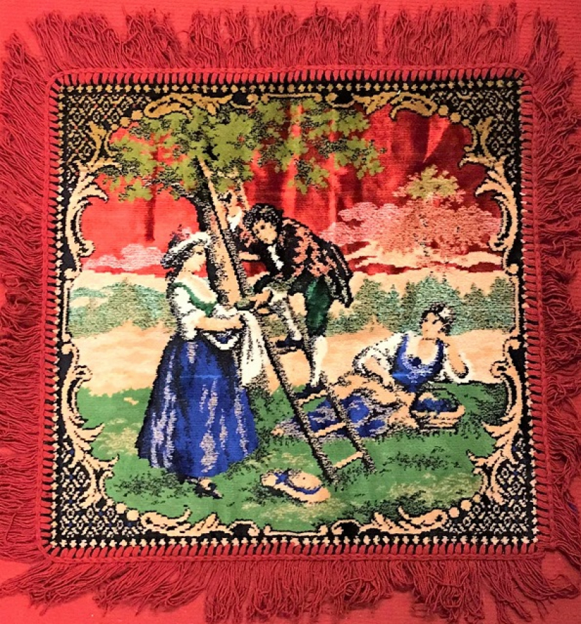  İRAN FLOŞ  DOKUMA SAÇAKLI KARE  FORMDA MİNDER   YASTIK KILIFI 50 X 50   ÖLÇÜLERDE SANDIK ÇIKMASI CANLI  RENKLER ZEYTİN TOPLAYANLAR   