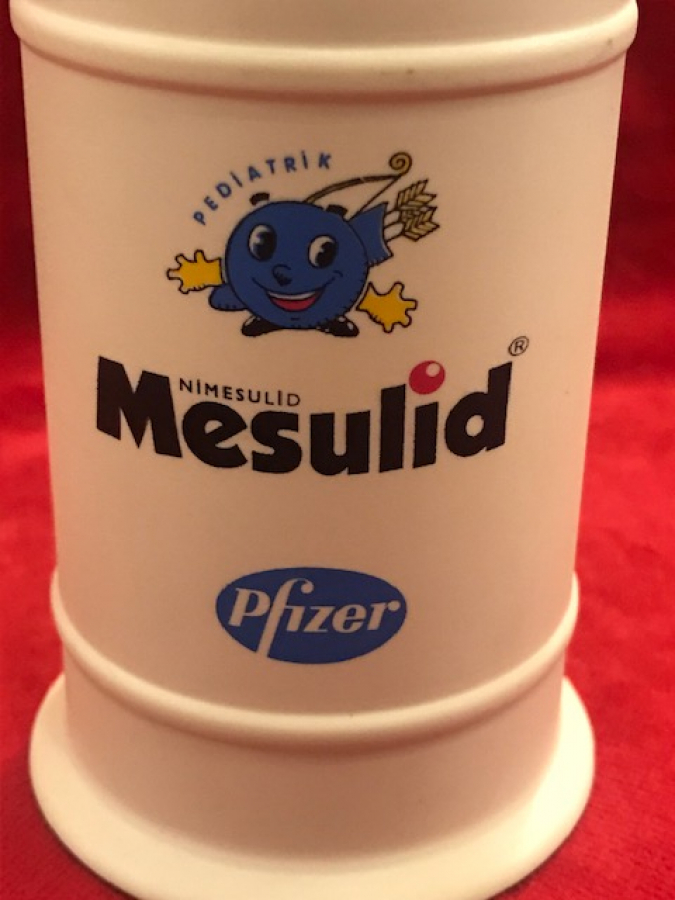 MESULİT ZİTROMAX PFİZER REKLAMLI PLASTİK İLAC KUTU KAPAKLI