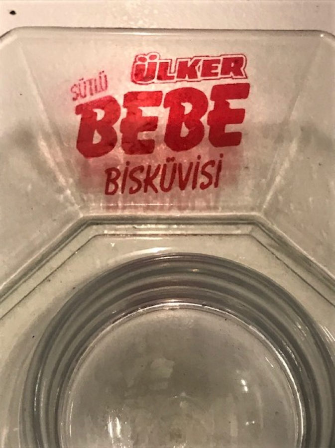 SÜTLÜ ÜLKER  BEBE BİSKÜVİT REKLAMLI MAMA KAHVALTI TABAGI