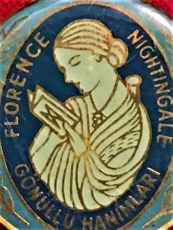 FLORENCE NİGHTINGALE GÖNÜLLÜ HANIMLARI HASHA BAKICI RÖZETİ 