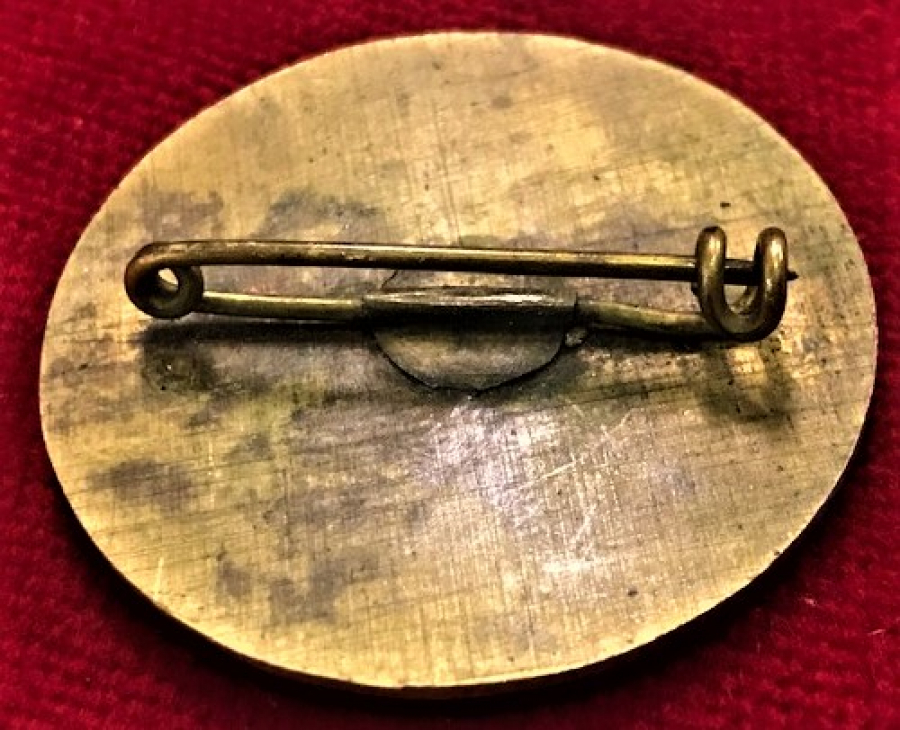 FLORENCE NİGHTINGALE GÖNÜLLÜ HANIMLARI HASHA BAKICI RÖZETİ 