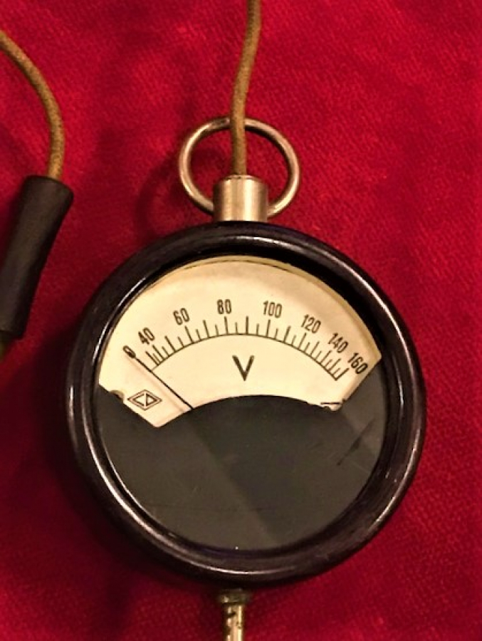 0-160 VOLT ARASI  AC DC VOLTAJ OLCÜM ALETİ BAKALİT 1940 VOLTMETRE