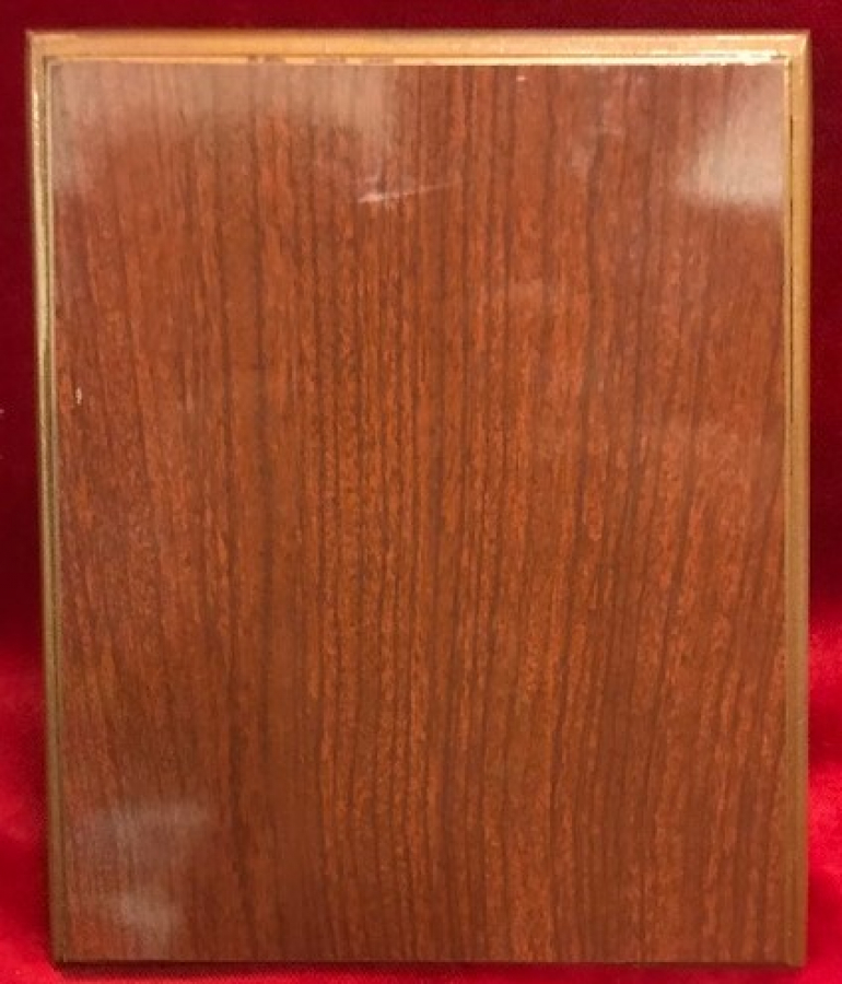 8 .ORDU KARA KUVVETLERİ ÜSTÜM BAŞIRI PLAKEDİ ŞİLT 1972 TARİHLİ KIDEMLİ ALBAY AHŞAP ÜZERİNE PİRİNC CELENK VE SICAK MİNELİDİR