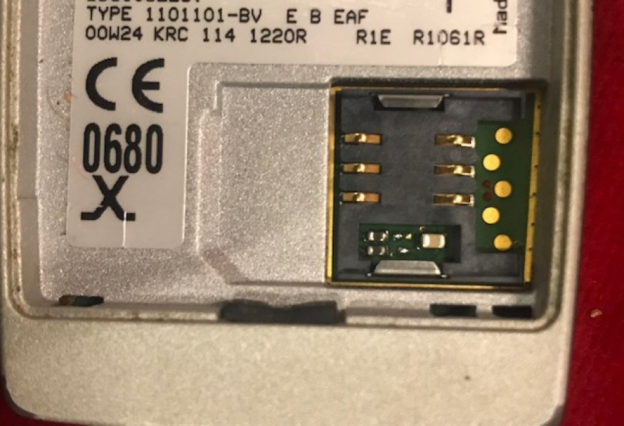  ERİCSSON T28 KAPAKLI CEP TELEFONU