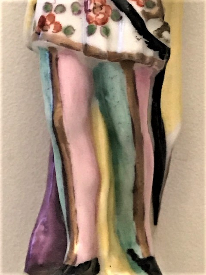 MAİYEN TAMAMEN EL İŞÇİLİKLİ ÇİFT PORSELEN BİBLO 1814 DAMGALI 12 CM BOYUNDA 