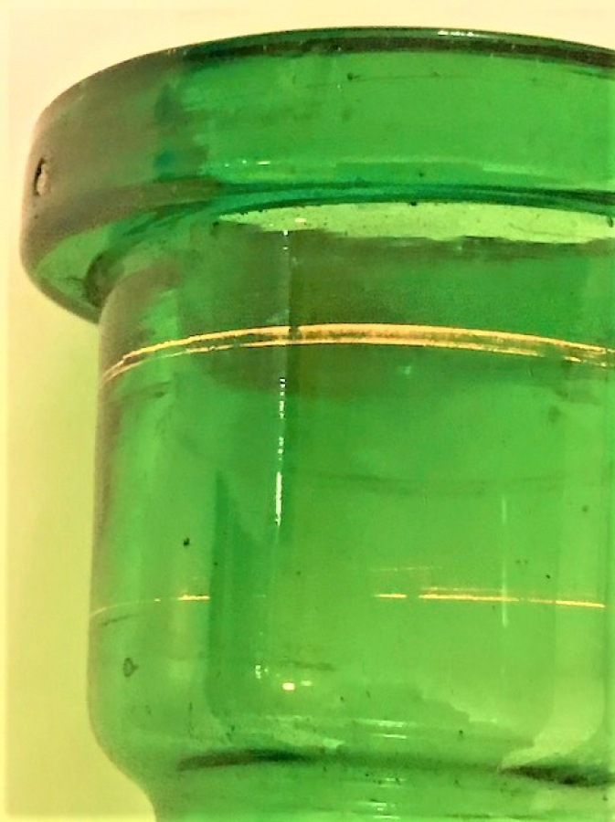 ZENNE BOY YESİL CAM NARGİLE ŞİŞESİ ÜZERİ ALTIN YALDIZ EL CEKME 