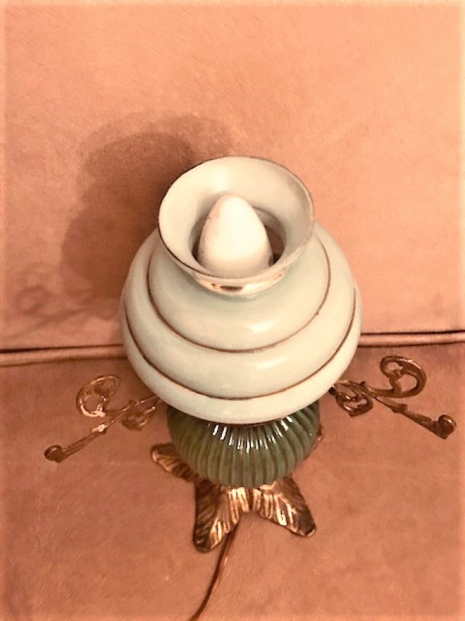 YEŞİL OPAL CAM PİRİNC GÖVDE BAŞ UCU ELEKTİRİKLİ ABAJUR