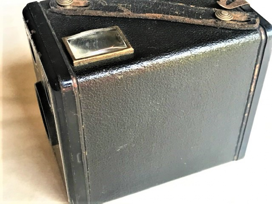 1940 MODEL SIX-20 BROWNİE C MADE BY CODAK KUTU CAMERA 2 OBJEKTİF FOTOĞRAF MAKİNESİ