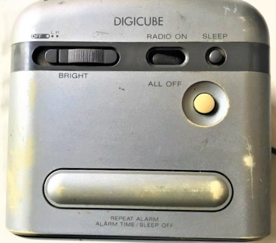 DIGICUBE SONY ICF-C101L  DİJİTAL 3 BAND RADİO ALARM SAAT