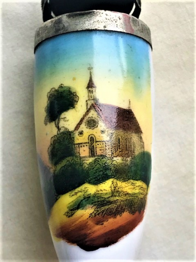 PİPO PORSELEN TÜTÜN İÇİMİ AGIZLIGI ÜZERİ İŞLEME VE METAL KAPAKLI