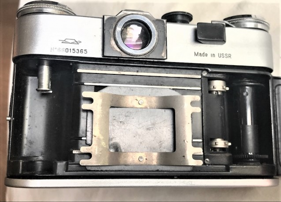 ZENİT-E USSR CAMERA FOTOGRAF KROM METAL MEKANİK MAKİNE Sİ 