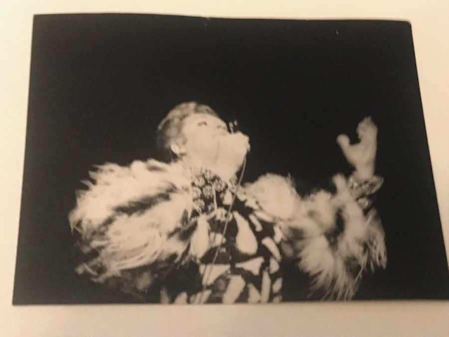 1970 Lİ YILLARA AİT  SANAT GÜNEŞİMİZ ZEKİ MÜREN İN ORJİNAL SİYAH BEYAZ FOTOGRAFLARI  10.5 X 8 