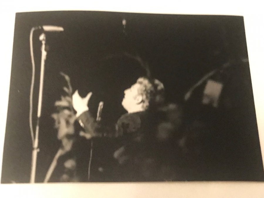 1970 Lİ YILLARA AİT  SANAT GÜNEŞİMİZ ZEKİ MÜREN İN ORJİNAL SİYAH BEYAZ FOTOGRAFLARI  10.5 X 8 