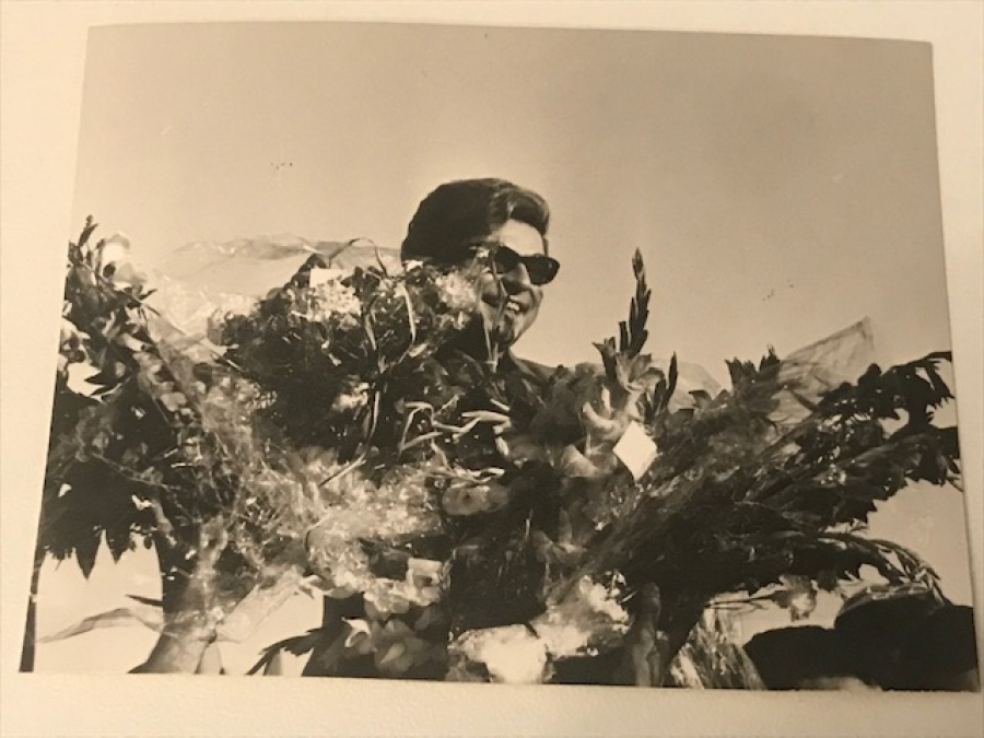 1970 Lİ YILLARA AİT  SANAT GÜNEŞİMİZ ZEKİ MÜREN İN ORJİNAL SİYAH BEYAZ FOTOGRAFLARI  10.5 X 8 