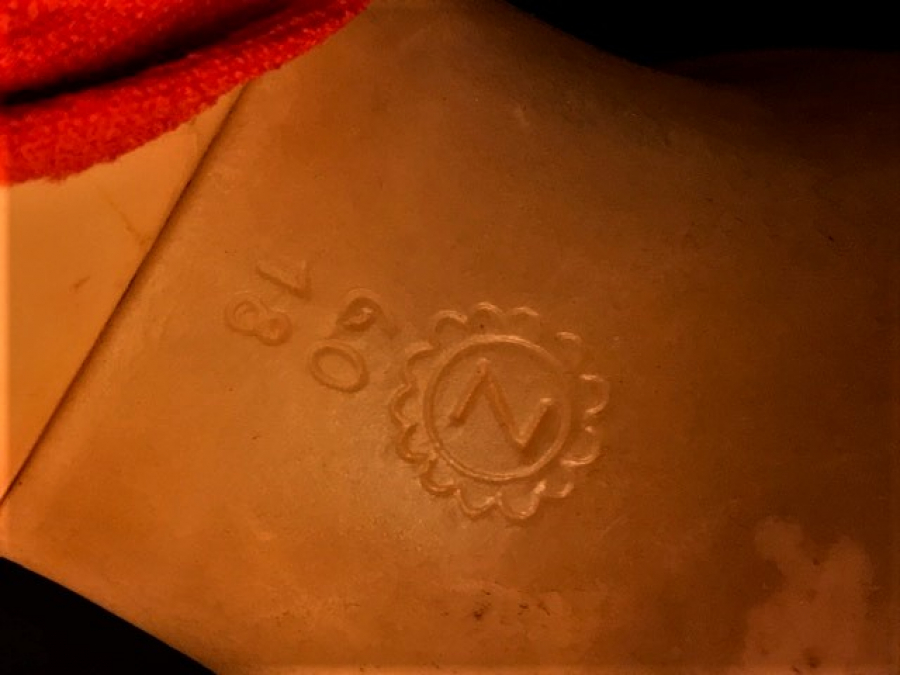 KONUŞAN YÜRÜYEN OYUNCAK ELBİSELİ KIZ BEBEK 