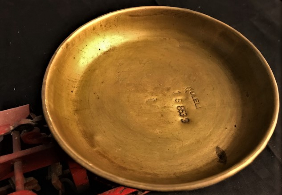 KÜLELİ DÖKÜM 3 KİLOLUK OTURAK SARI KEFELİ SERİ NUMARALI 60 YILLAR TERAZİ