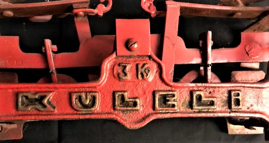 KÜLELİ DÖKÜM 3 KİLOLUK OTURAK SARI KEFELİ SERİ NUMARALI 60 YILLAR TERAZİ