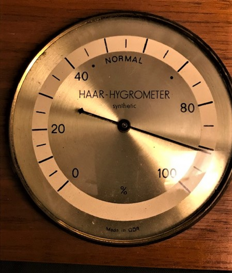 FİSCHER TERMOMETRE BAROMETRE DERECE TEK AHŞAP PANELDE TÜRKİYE İÇİN YAPILMIŞ TÜRKCE KELİMELERLE  YAGMUR MÜTEHAVVİL GÜZEL HAVA 