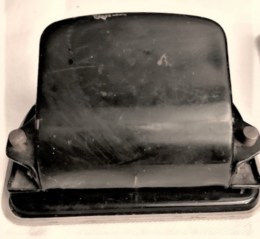 MASA ÜZERİ TAKIM AHŞAP MÜHÜRLER VE METAL MUHAFAZASI DELGEC ZIMBA 