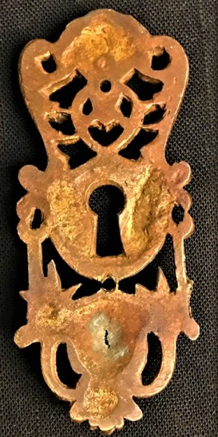 OSMANLI KİLİT ANAHTAR AYNASI ASLAN FİGÜRLÜ 9 CM BOY 4 CM EN 