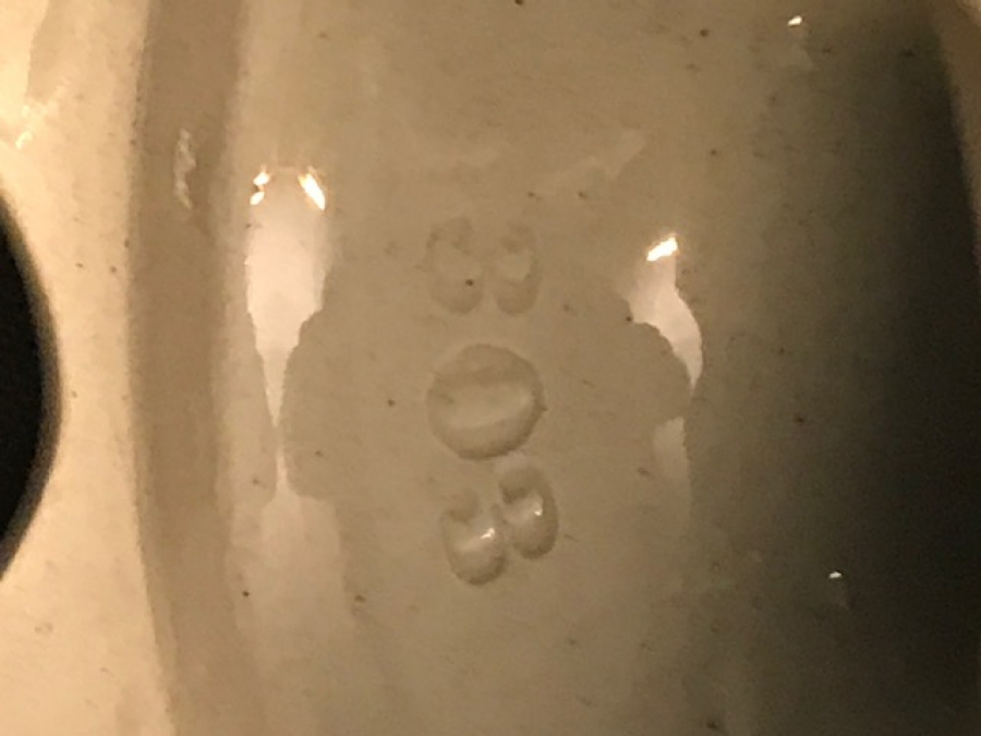 ÜZERİ EL İŞCİLİK VE BOYAMALI CİCEKLİ MAYZEN KULPLU PORSELEN SEPET 