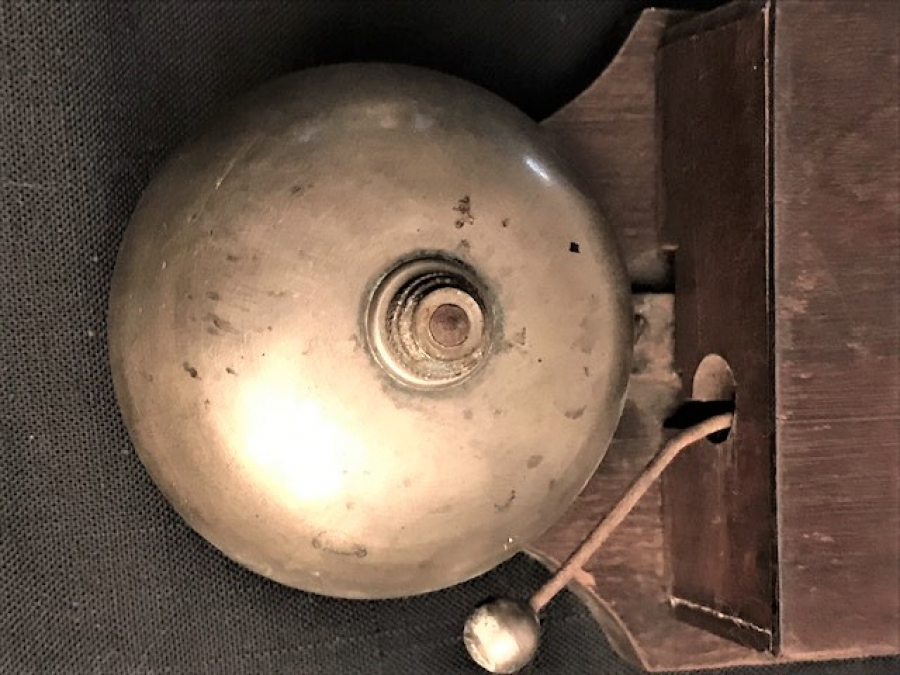 1930 LARIN BOBİNLİ KAMPANA CANLI KAPI ZİLİ AHŞAP KASA 