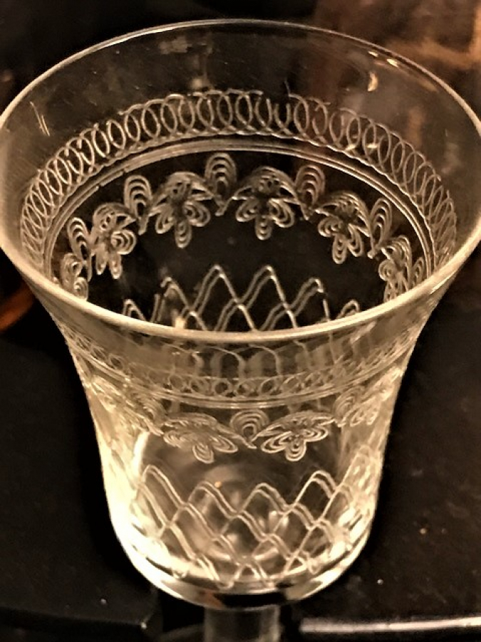 MARKUTERİ  KAKMA İŞCİLİK AHŞAP KAPAKLI KİLİTLİ BAR İÇKİ TAKIMI FRANSIZ