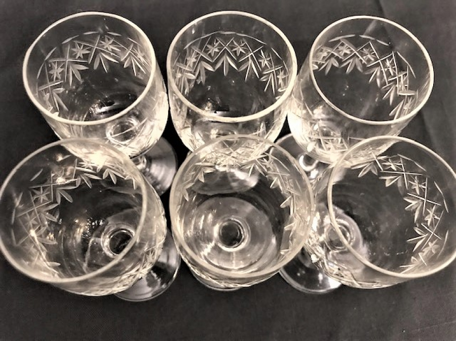 6 ADET AYAKLI KESME KADEH 