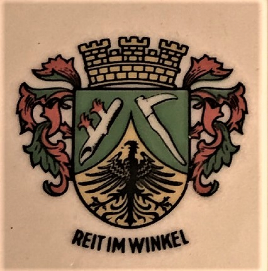 BAVARIA KARE ALTIN YALDIZ REIT IM WINKEL ARMALI DUVAR TABAGI 22734