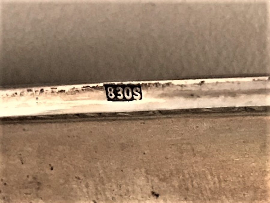 SIGARA TABAKA GÜMÜŞ 830S SORUNSUZ 7.5 X 8.5 CM ÖLCÜLERİNDE  80,75 GR